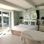 Bed and breakfast Dans La Cypra