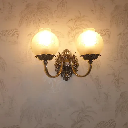 Alojamento de Acomodação e Pequeno-almoço Dans La Cypra 4*