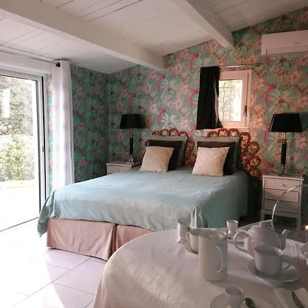 B&B Dans La Cypra 3*