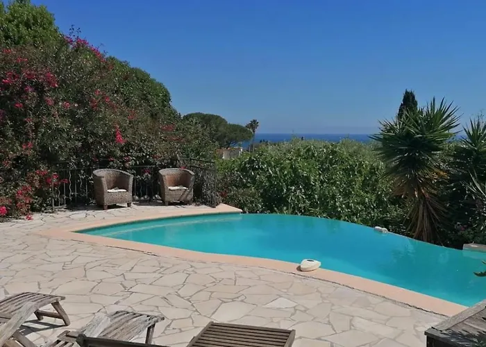 Bed & Breakfast Dans La Cypra