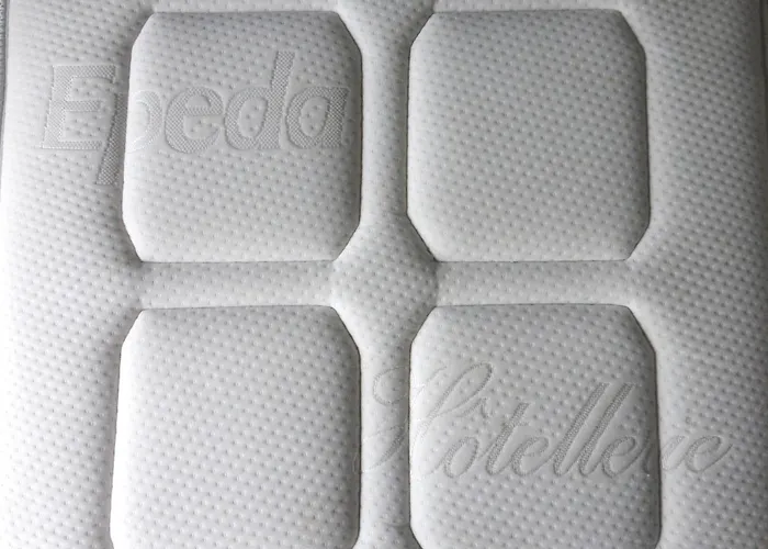 Dans La Cypra Alojamento de Acomodação e Pequeno-almoço 4*